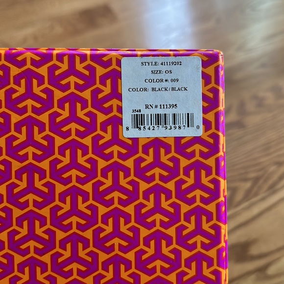 Tory Burch Patent Leather Wallet - Picture 8 of 8